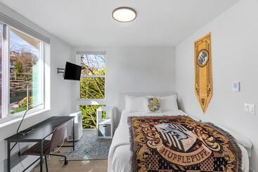 پانسیون Harry Potter Sweet Suites