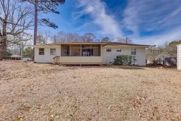 Pet Friendly Fultondale Home ~ 9 Mi To Birmingham!