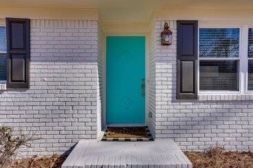 Pet Friendly Fultondale Home ~ 9 Mi To Birmingham!