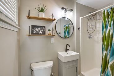 Pet Friendly Fultondale Home ~ 9 Mi To Birmingham!