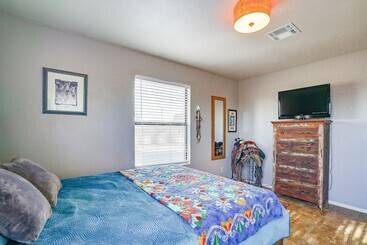 Quiet Country Home In Las Cruces W/ Horse Stalls!
