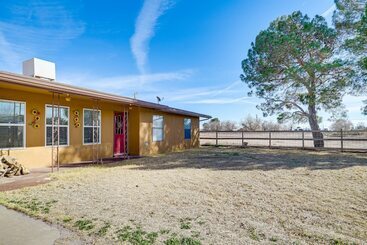 Quiet Country Home In Las Cruces W/ Horse Stalls!