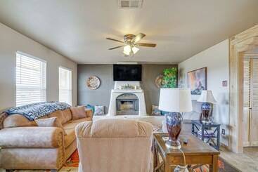 Quiet Country Home In Las Cruces W/ Horse Stalls!