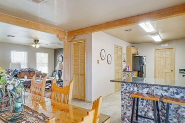 Quiet Country Home In Las Cruces W/ Horse Stalls!