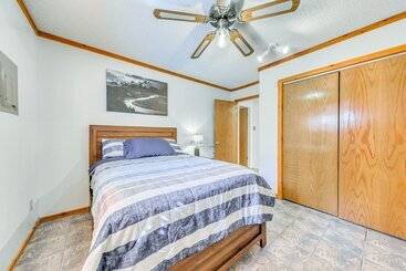Ruidoso Cabin W/ Deck ~ 1 Mi To Midtown!