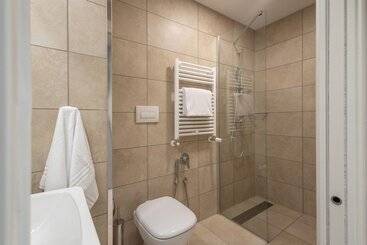 هاستل Florentia Living Stays