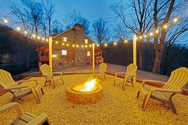 コテージ Cozy Log Cabin In Canton: Close To Hikes!