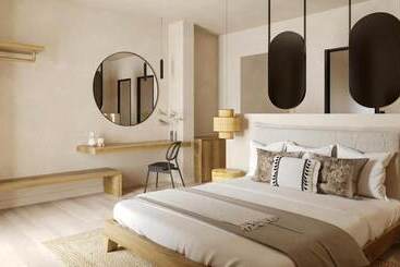 هتل Princess Luxury Suites