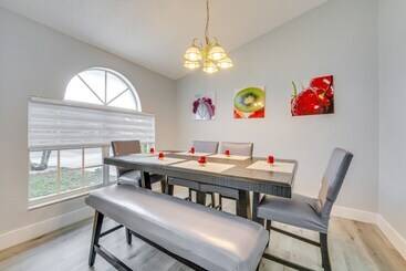 Kissimmee Oasis W/ Pool & Grill: 8 Mi To Disney!