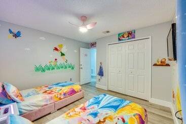 Kissimmee Oasis W/ Pool & Grill: 8 Mi To Disney!