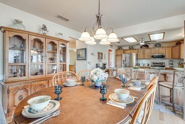 Lake Havasu Home W/ Covered Patio, Grill & Views!