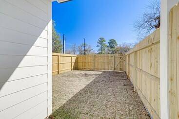 Modern Houston Vacation Rental, 8 Mi To Downtown!