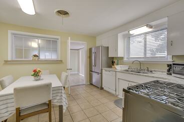 5 Mi To City Park: New Orleans Area Home