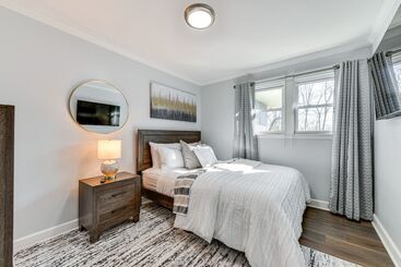 Newly Updated Home ~ 3 Mi To Downtown Charlotte!