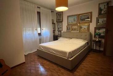 پانسیون Enzo’s House