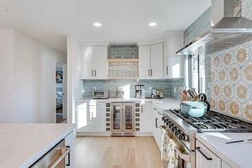 茅舍 South Oceanside Gem W/ Pool & Spa   2 Mi To Beach!
