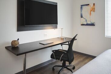 Stayapt Suites College Station