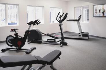 Stayapt Suites College Station