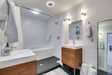 Updated Austin Home ~ 1 Block To Hike/bike Trail!