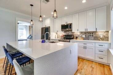 Updated Austin Home ~ 1 Block To Hike/bike Trail!