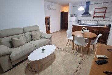 هتل Apartamentos Latin