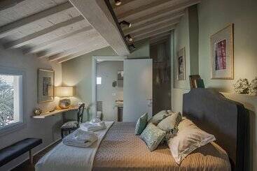 هتل Borgo Elissa