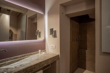 هتل Borgo Elissa