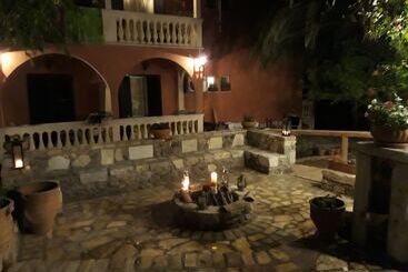 Pierhouse Hotel In Gouvia