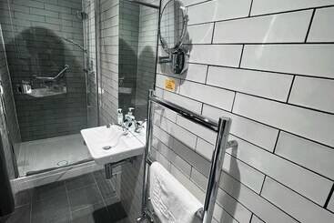 The New Hobbit Hotel Rooms