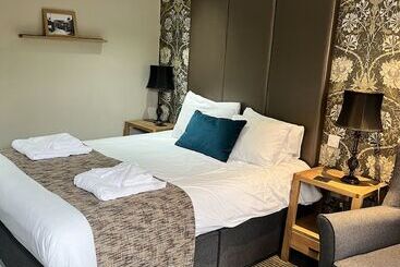 The New Hobbit Hotel Rooms