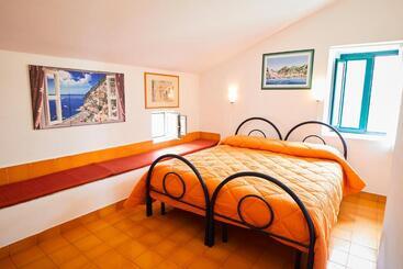 Bed and Breakfast Palazzo Della Marra