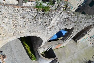 تختخواب و صبحانه Palazzo Della Marra