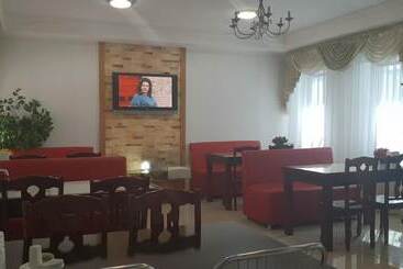 هتل Altyn Adam