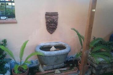 هتل B&b Cribò