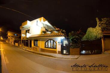 هتل B&b Elena