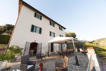 호텔 B&b Le Dimore Mezza Costa