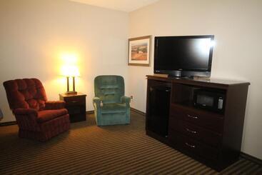 酒店 Bowman Inn And Suites