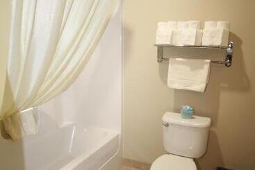 酒店 Bowman Inn And Suites