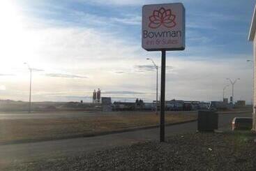 酒店 Bowman Inn And Suites