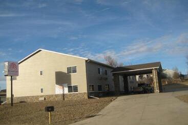 酒店 Bowman Inn And Suites