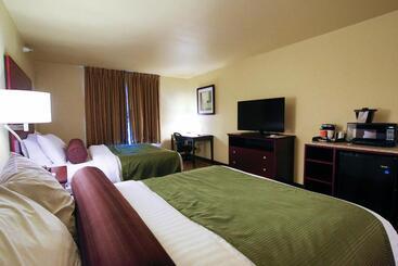 Cobblestone Hotel & Suites – Devils Lake