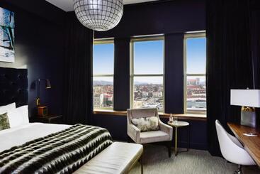 هتل Covington Cincinnati Riverfront