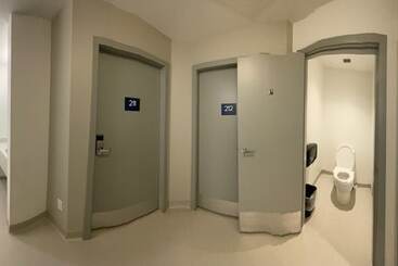 هتل Hi Jasper   Hostel