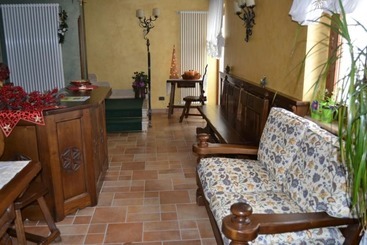 هتل La Piazzetta Rooms & Breakfast