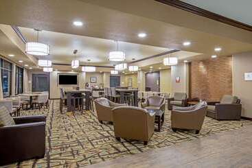 هتل La Quinta By Wyndham Gillette