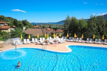 هتل Residence Isolino