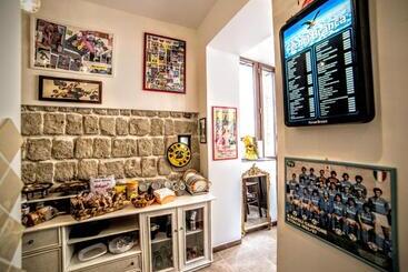 هتل San Gennaro B&b