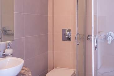 هتل آپارتمان Anita Rooms & Suites Milos