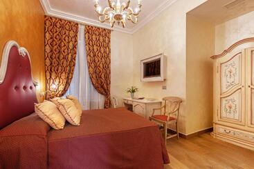 پانسیون Relais Empire