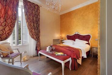 پانسیون Relais Empire
